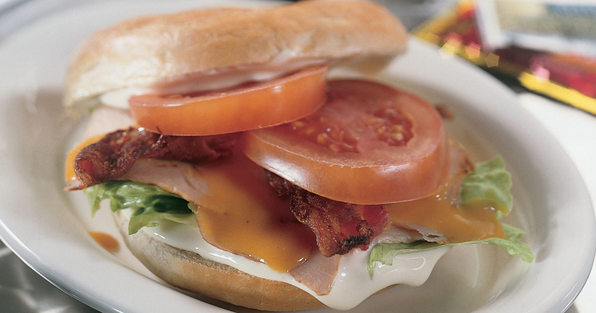 Turkey bagel with cream cheese Arla