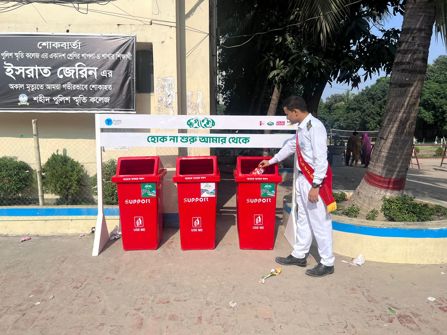 Taking steps to reduce packaging waste